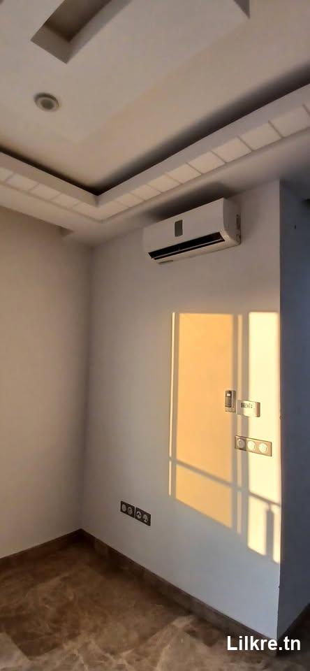A louer un appartement s+1 a l'aouina 