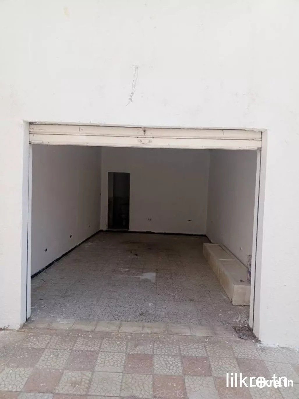 A louer un local commercial a ariana borj louzir 