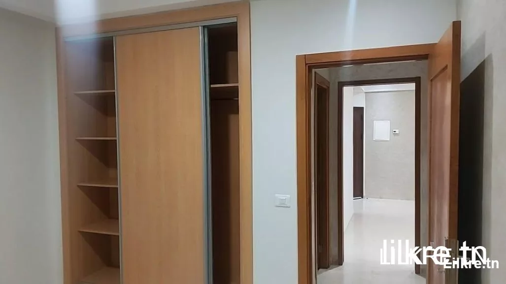  A louer un appartement haut standing s+2 a sfax route tunis 
