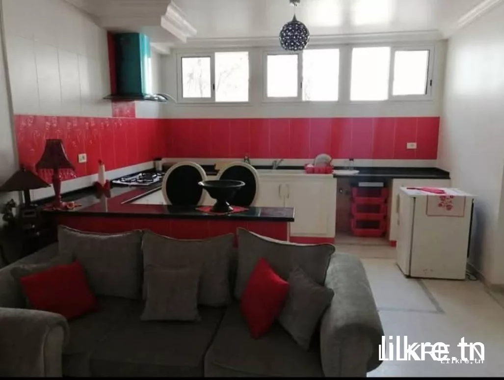 A louer un studio a soukra 