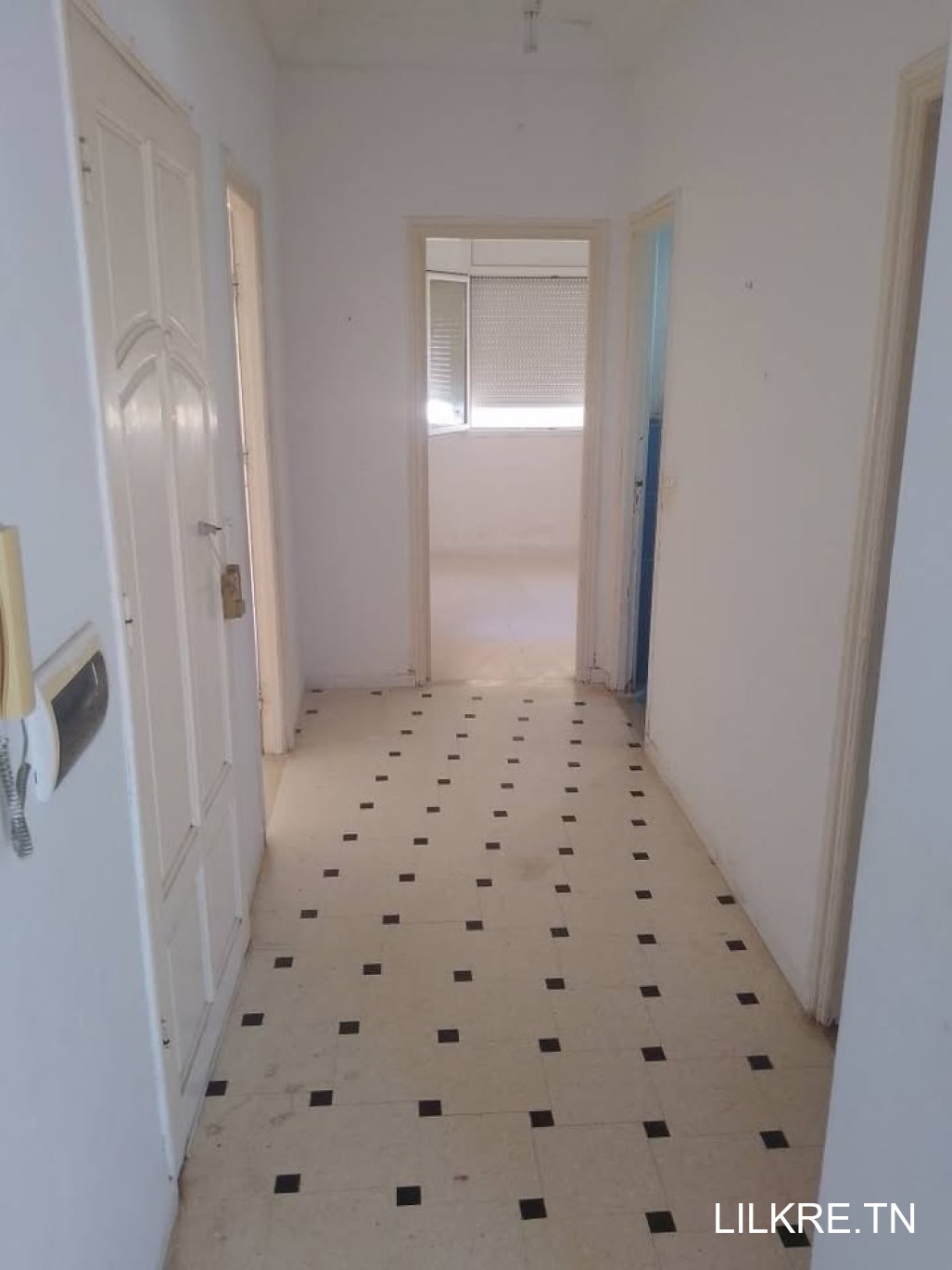 A louer un étage de villa s+2 a ghazela  cité el sahafa