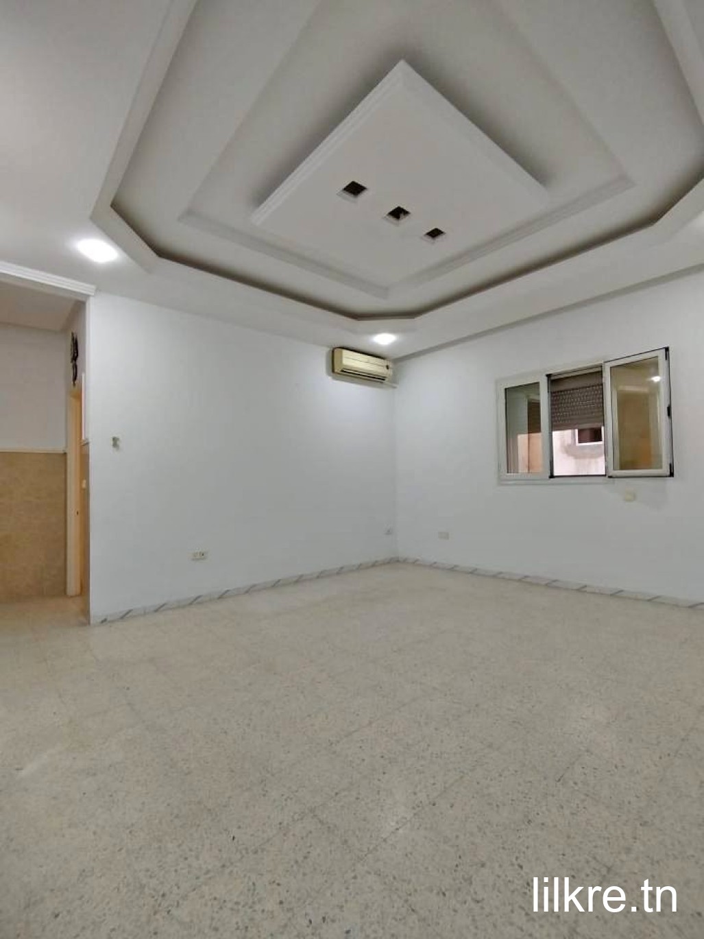  A louer un étage de villa a boumhel basatine 