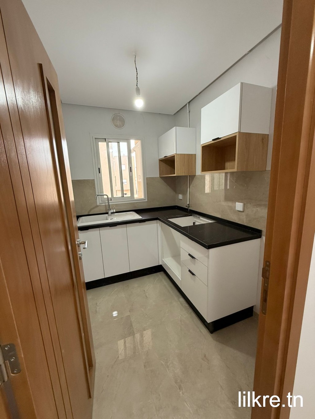 A louer un appartement haut standing a  manouba 