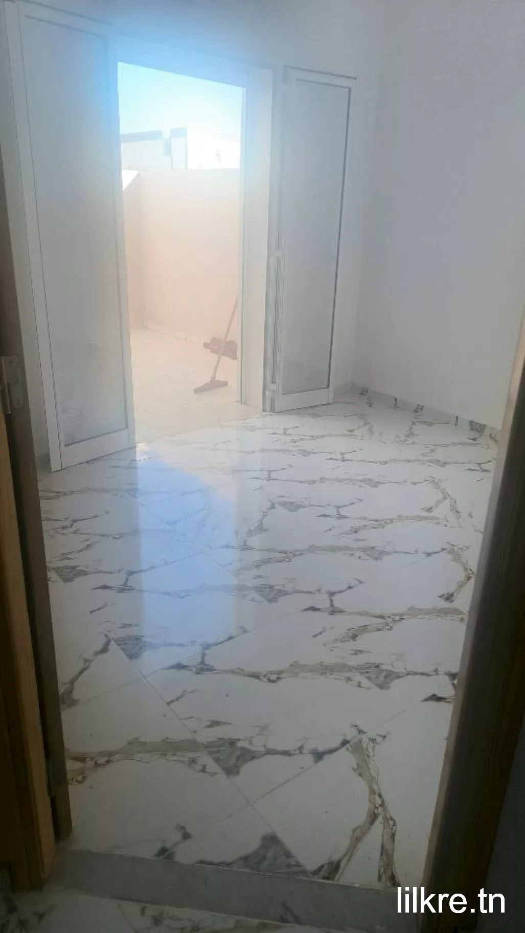 A ppartement  neuf a route  manzel chaker km 3.5