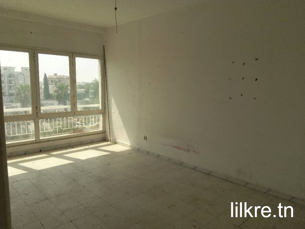 A louer un appartement   au centre  de bardo 
