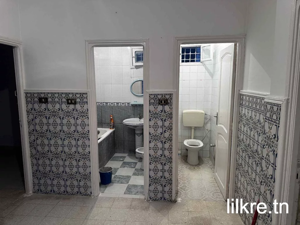 Rez de chaussé  a bourj louzir 