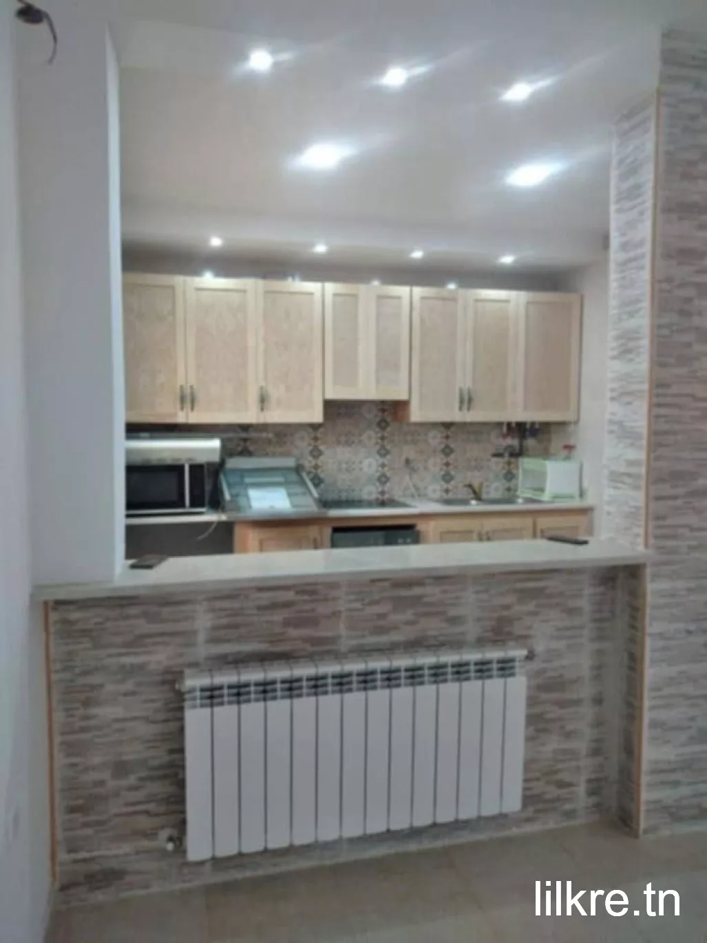 A louer un étage de villa  a rades 