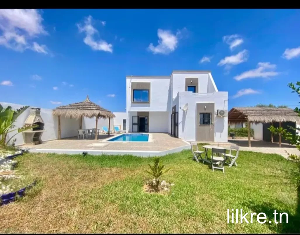 a louer villa s+3  accé piscine djerba