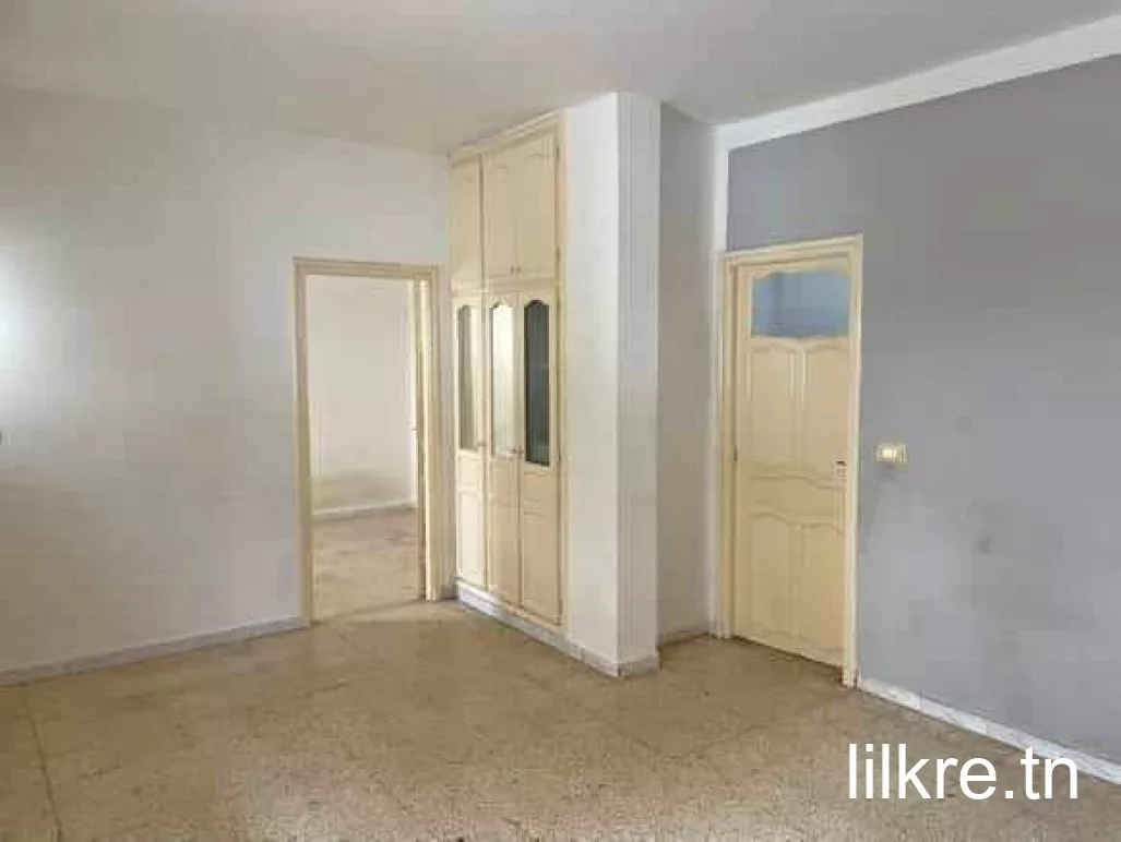 A louer un appartement   a cité ben younes  manouba