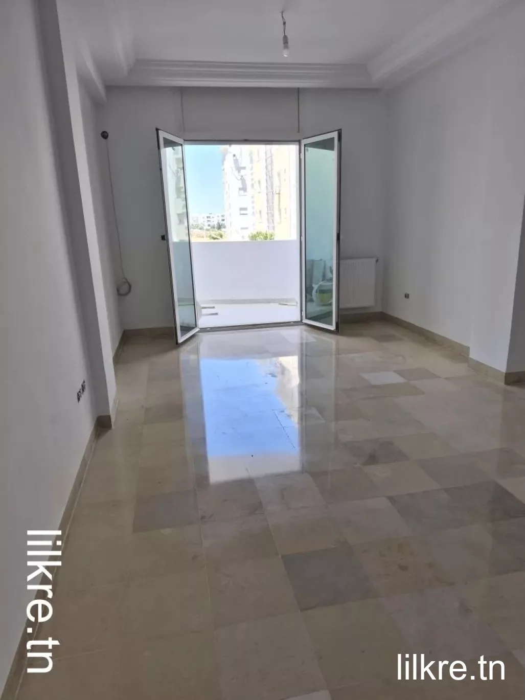 A Louer Bel Appartement S+3 Jardin l'Aouina Tunis