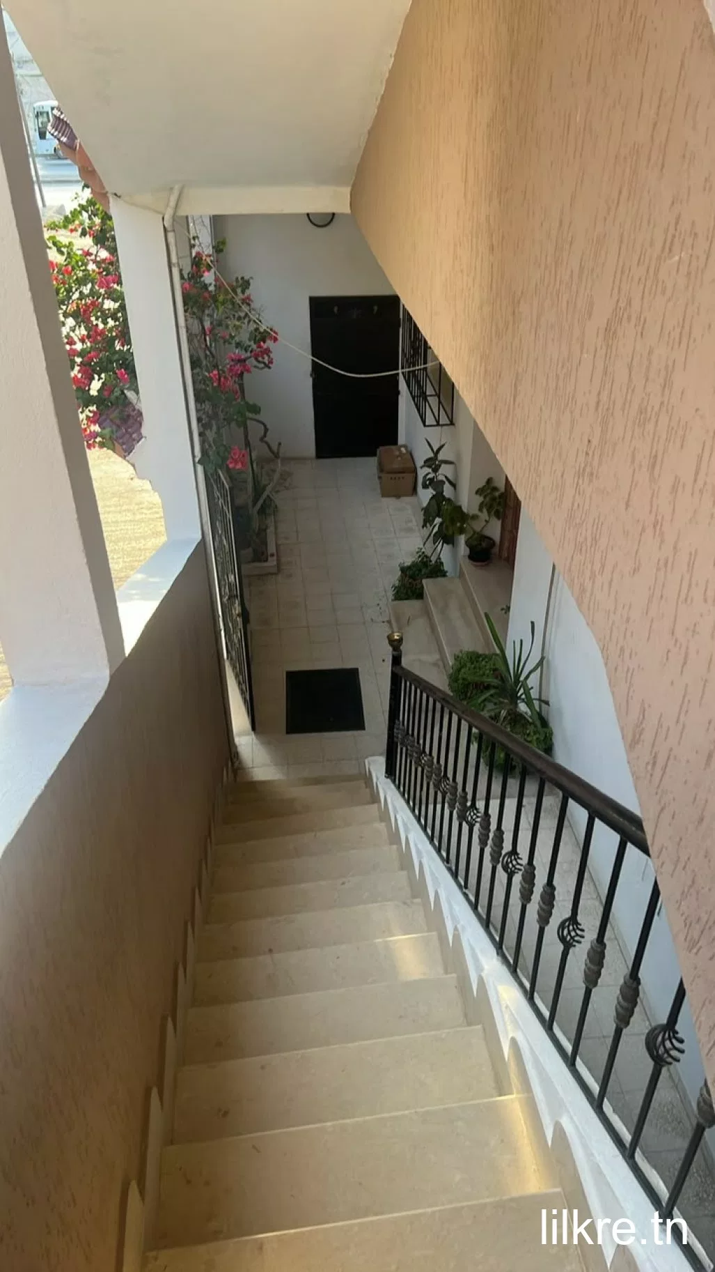 A  louer  un étage  de villa  a jardins del menzeh  