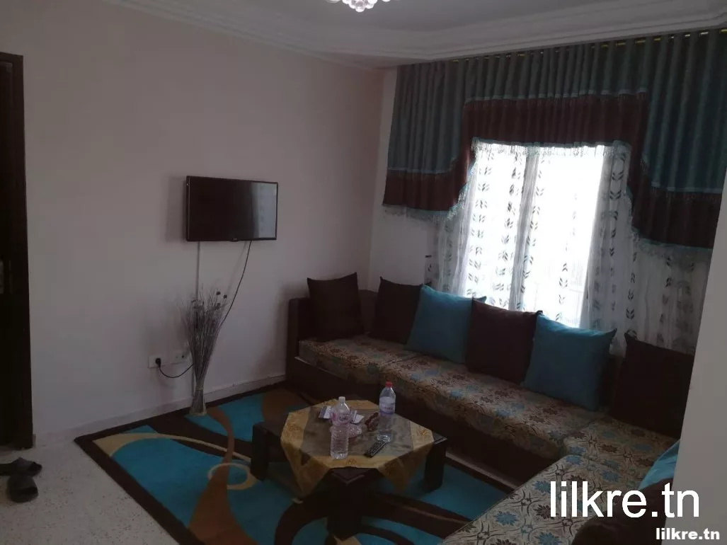 Appartement richement meublé
