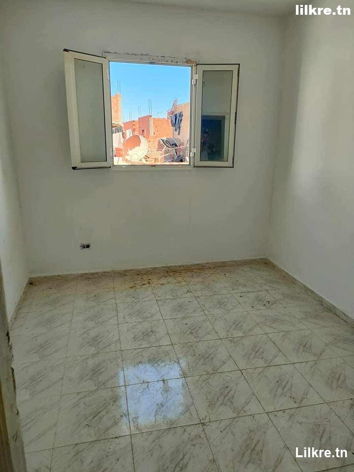 A louer un Etage de villa S+3 à Sidi Hassine