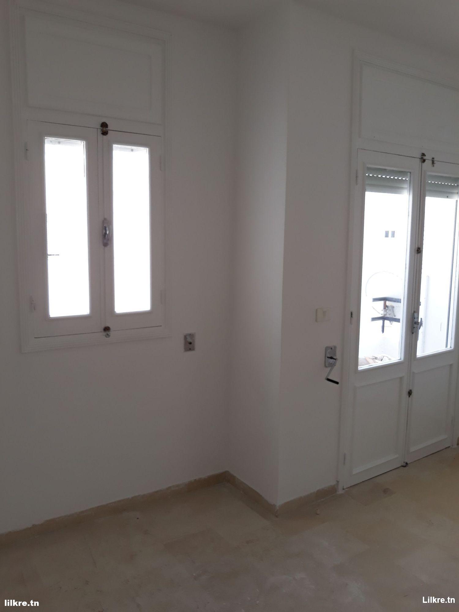 Un appartement s+2 pour des étudiantes