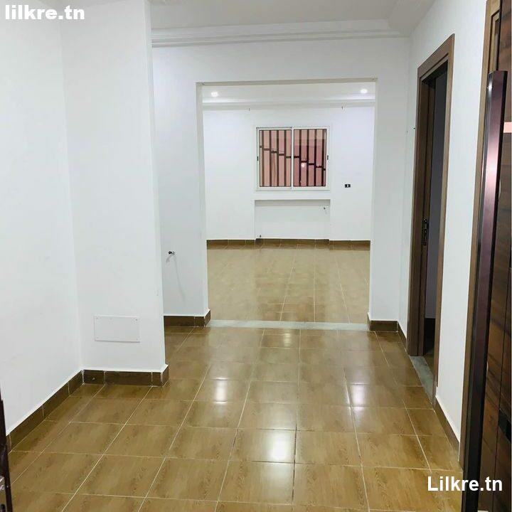 A louer un joli Appartement S+3 à Ben Arous