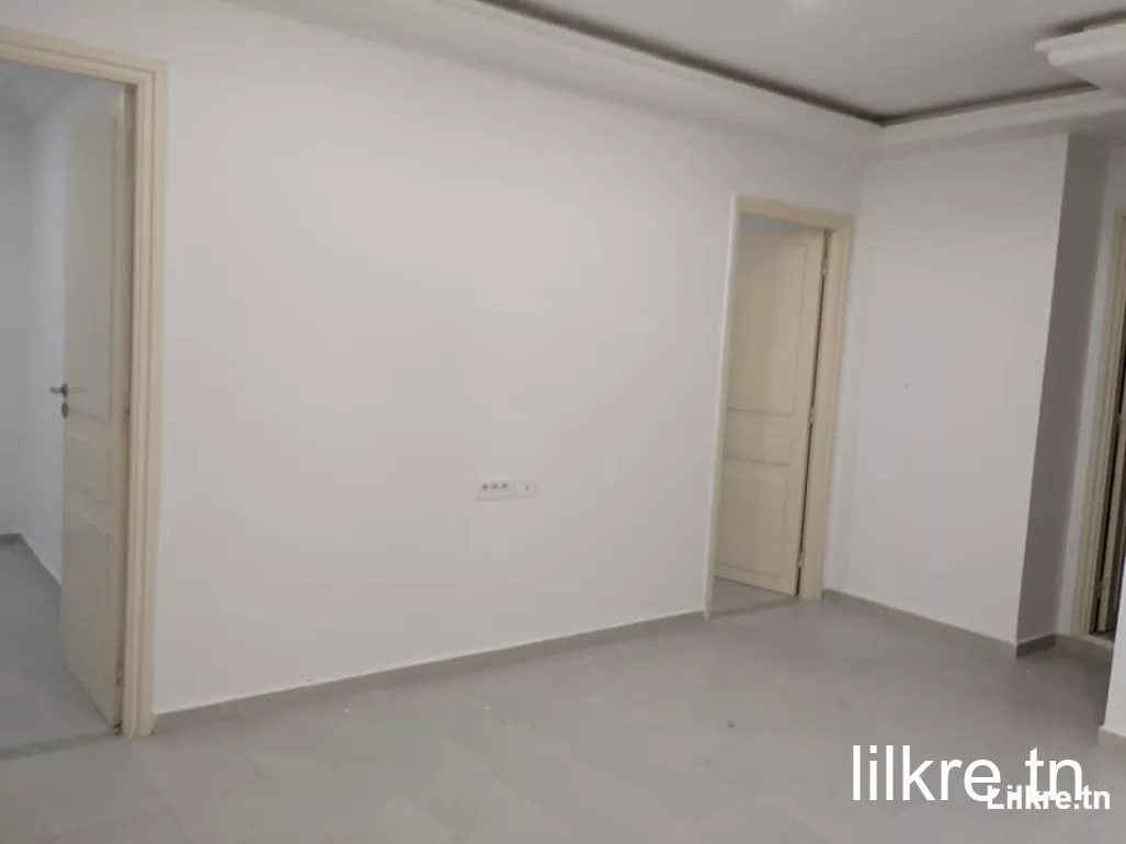 A louer un Appartement S+2 vide situé à Raoued plage