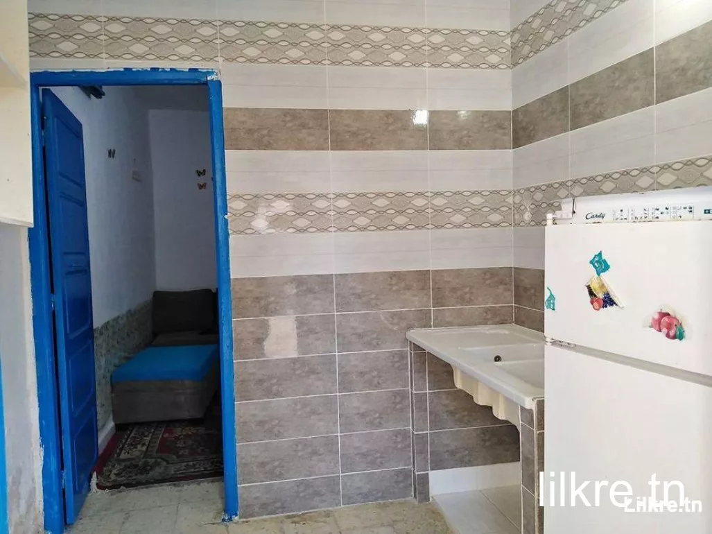 A louer petite Studio S+2 à Gammarth