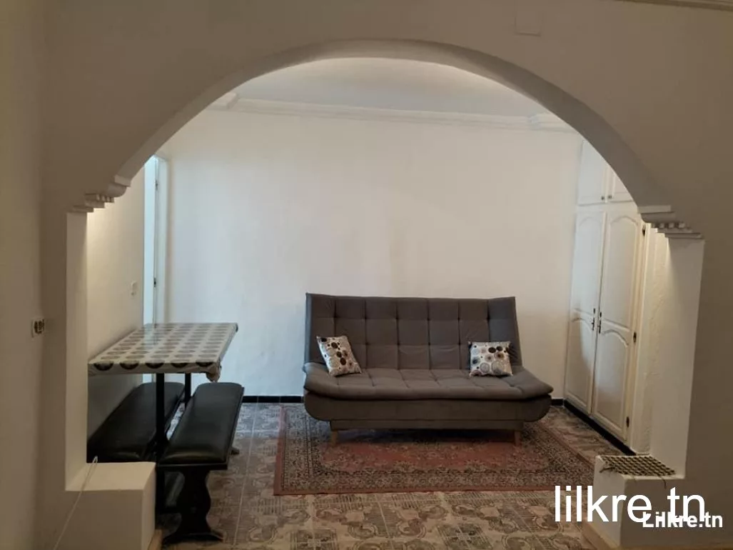 A louer un studio meublé  S+1 à Soukra 