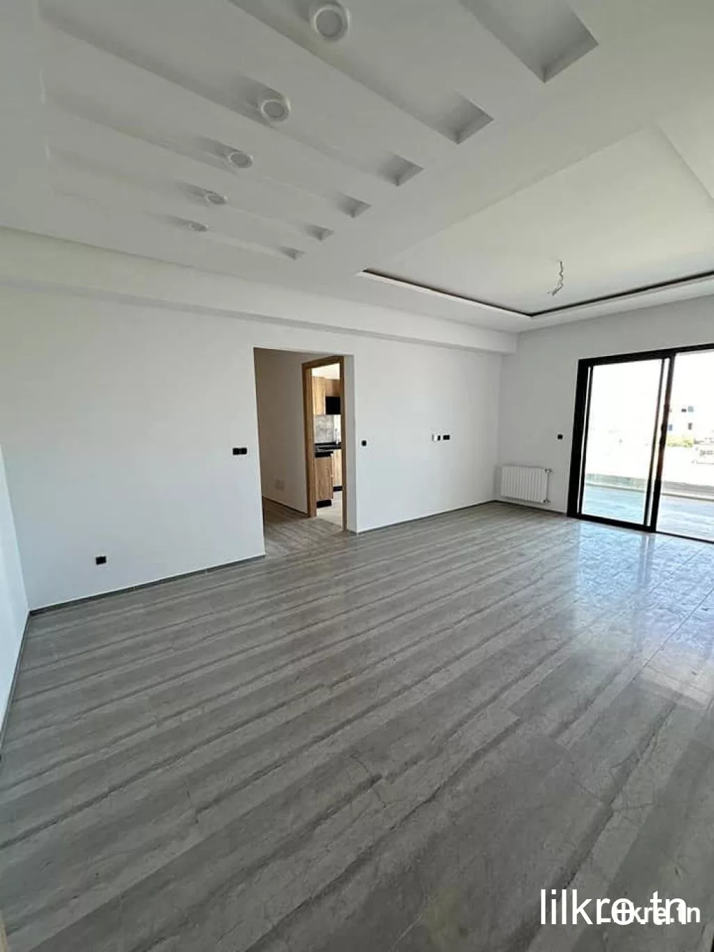 A louer un Appartement haut standing S+1 à Boumhal 