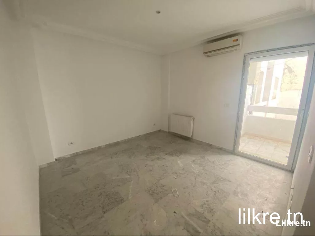 A louer un Appartement S+1 à Enasser 1